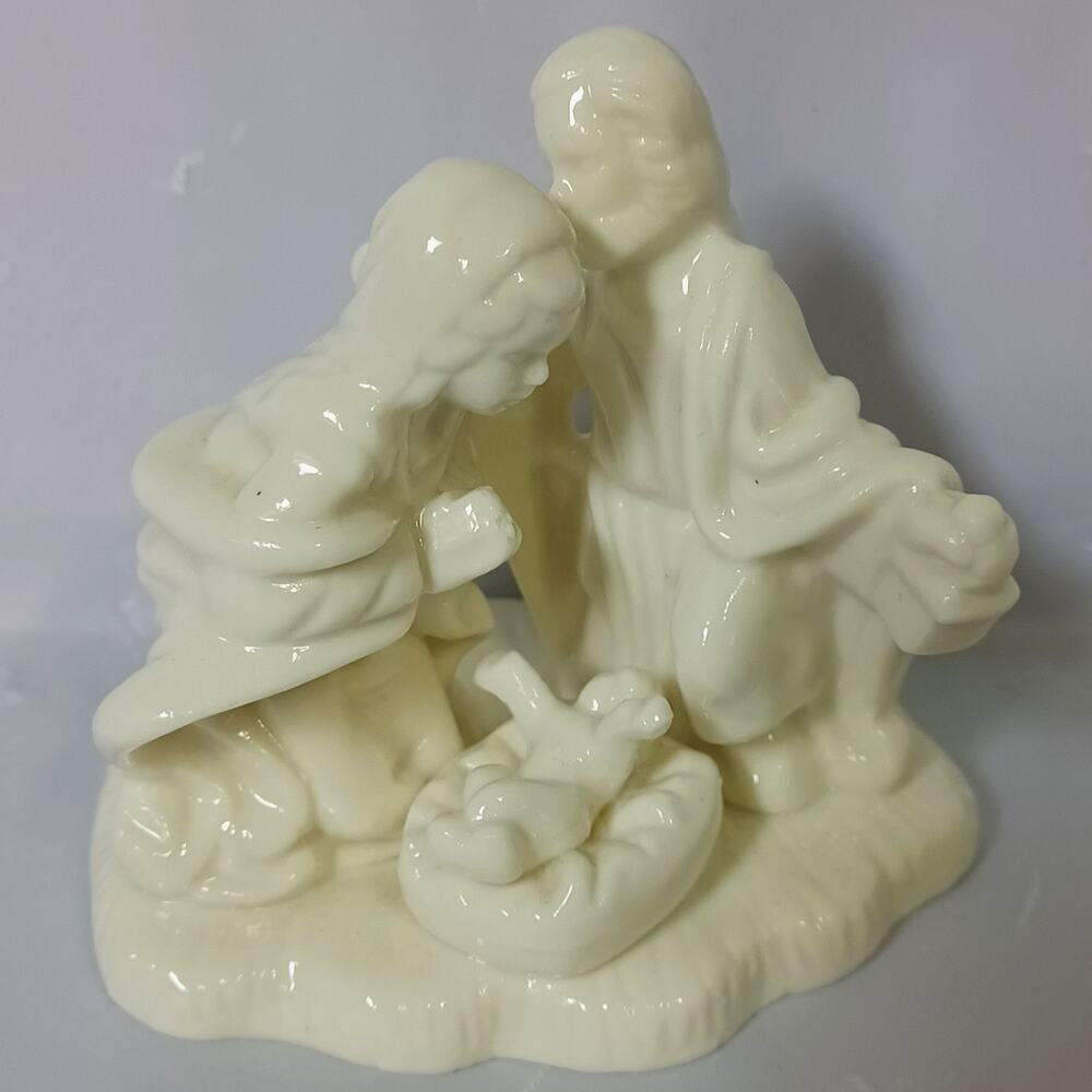 White Ceramic Holy Family Nativity Figurine Statue 4" Jesus Mary Joseph Ornament
